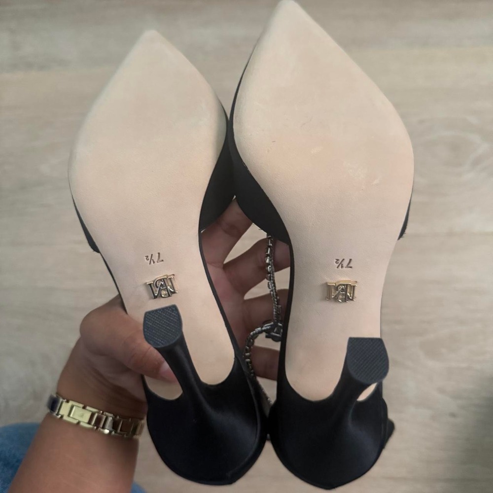 Badgley Mischka Zayna stiletto black heels with intricate rhinestone detail - Picture 5 of 7